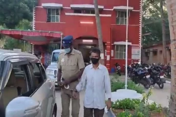 காவல் நிலையத்திற்கு வெடிகுண்டு மிரட்டல் விடுத்த நபர் கைது