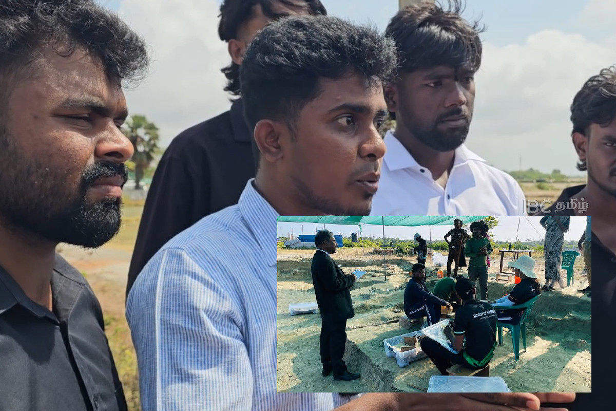 மழை அங்கியுடன் அடங்கிய மழலையில் உயிர் - இதுவே தீர்வு: யாழ். பல்கலை மாணவர் ஒன்றியம் | International Investigation Jaf Uni Students Union மழை அங்கியுடன் அடங்கிய மழலையில் உயிர் - இதுவே தீர்வு: யாழ். பல்கலை மாணவர் ஒன்றியம் | International Investigation Jaf Uni Students Union