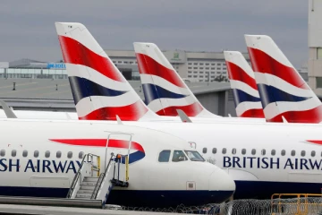 பிரித்தானியாவில் ஆயிரக்கணக்கான விமானங்கள் ரத்து...பயணிகள் குழப்பம்