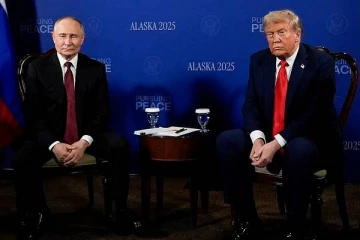 உக்ரைனில் பொதுமக்கள் கொல்லப்படுவதை நிறுத்துவது எப்போது? பத்திரிகையாளர் கேள்விக்கு புடினின் செய்கை