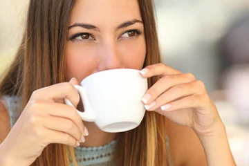 அதிக அளவு டீ குடிப்பதால் ஏற்படும் தீமைகள் என்ன தெரியுமா?