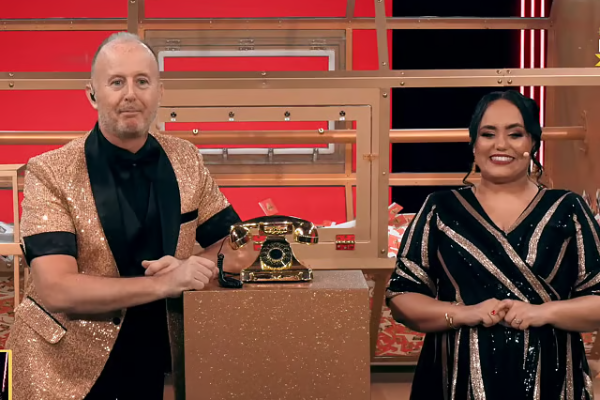 மகள் பிறந்த அதிர்ஷ்டம் - ரூ.49 கோடி பரிசு வென்ற இந்தியர் | Indian Won 20Million Dh In Lottery After Born Baby