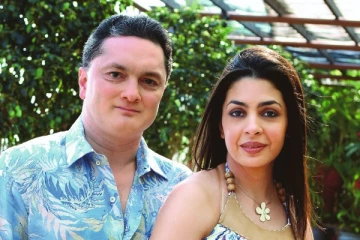 ரூ.45,800 கோடி சொத்தில் பங்கு., மனைவி, மகளை அடித்து உதைத்ததாக தொழிலதிபர் மீது குற்றச்சாட்டு