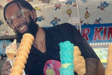 பிரித்தானியாவின் பிரபலமான ஐஸ்கிரீம் வியாபாரிக்கு 8 முறை கத்திக்குத்து: இரண்டு பேர் கைது!