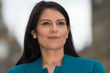 பிரித்தானிய பிரதமராக தெரிவான லிஸ் ட்ரஸ்... முதல் ஆளாக ராஜினாமா செய்த இந்திய வம்சாவளி அமைச்சர்