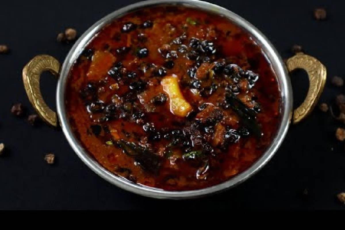 manathakkali kuzhambu : வயிற்றுப்புண்ணுக்கு அருமருந்தகும் மணத்தக்காளி வத்தல் குழம்பு! | Manathakkali Kuzhambu Recipe And Health Benefits manathakkali kuzhambu : வயிற்றுப்புண்ணுக்கு அருமருந்தகும் மணத்தக்காளி வத்தல் குழம்பு! | Manathakkali Kuzhambu Recipe And Health Benefits