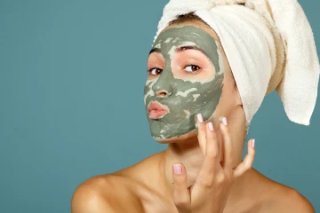 சரும அழகை மெருகூட்ட முல்தானி மெட்டியை எப்படி பயன்படுத்தலாம்?