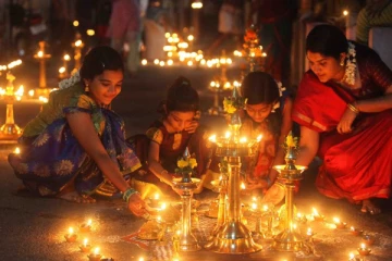 வீட்டில் உள்ள பிரச்சனைகள் தீர எளிய வழிபாடு