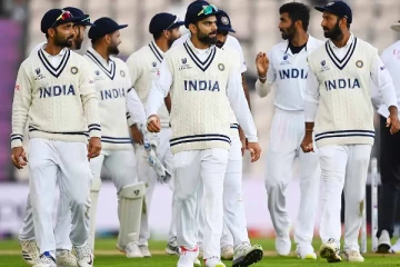 டெஸ்ட் கிரிக்கெட் வரலாற்றில் அபாரம் - ஒரே நாளில் 5 சாதனைகளை படைத்த இந்தியா