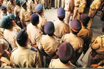 வழக்கு விசாரணை நடுவே நீதிபதியை தாக்கிய காவல்துறையினர் - பீகாரில் பரபரப்பு