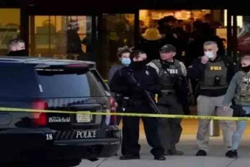 அமெரிக்காவில் புத்தாண்டு பிறப்பதற்கு ஒரு சில நிமிடம் முன்பு நடந்த துப்பாக்கிச்சூடு! 3 பேர் பலி