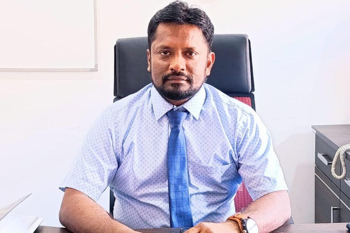 வடக்கில் பயணச்சீட்டு வழங்காமல் முறைகேடு; தனியார் பேருந்தின் அனுமதிப்பத்திரம் ரத்து | Issue Tickets North Private Bus Permit Cancel வடக்கில் பயணச்சீட்டு வழங்காமல் முறைகேடு; தனியார் பேருந்தின் அனுமதிப்பத்திரம் ரத்து | Issue Tickets North Private Bus Permit Cancel