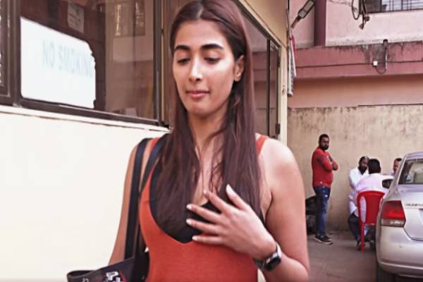 திரைப்பட கதாநாயகிகளின் ரியல் லுக் - முடிஞ்சா யாருனு கண்டுபிடிங்க | Heroines Natural Look Without Makeup Photos திரைப்பட கதாநாயகிகளின் ரியல் லுக் - முடிஞ்சா யாருனு கண்டுபிடிங்க | Heroines Natural Look Without Makeup Photos