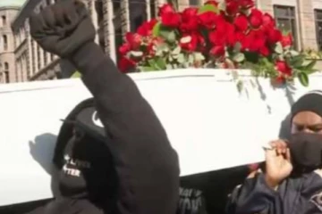 ஜார்ஜ் ப்ளாயிட் மரணம் ; வழக்கு விசாரணையையொட்டி நீதி கேட்டு போராட்டம்