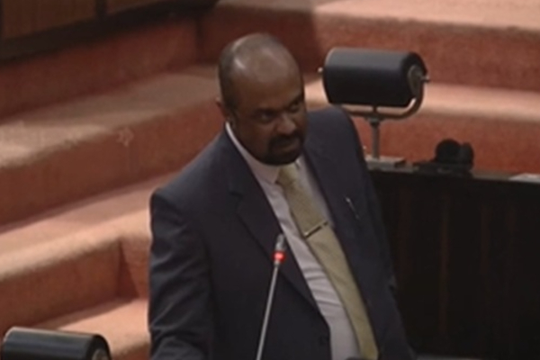 30 வீதம் குறைக்கப்படும்! மின்கட்டண குறைப்பு தொடர்பில் அமைச்சர் வெளியிட்ட தகவல் | 30 Percent Cut In Electricity Tariffs In 03 Years 30 வீதம் குறைக்கப்படும்! மின்கட்டண குறைப்பு தொடர்பில் அமைச்சர் வெளியிட்ட தகவல் | 30 Percent Cut In Electricity Tariffs In 03 Years