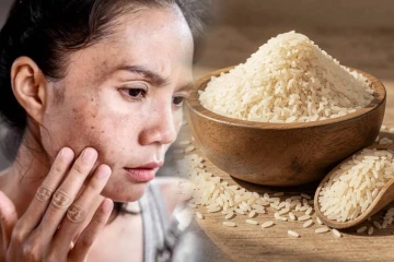 முகத்தில் உள்ள கரும்புள்ளிகளை நிரந்தரமாக நீக்க உதவும் அரிசி.., எப்படி பயன்படுத்துவது?