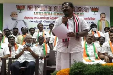 ‘‘நான் இறந்தால் என்மீது போர்த்தப்படும் கொடி அதிமுகவின் கொடிதான்”: செண்டிமெண்டாக பேசிய அமைச்சர்
