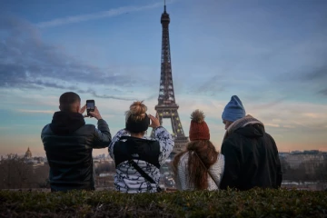 பிரித்தானியாவிற்கான கட்டுப்பாடுகளை  தளர்த்தும் பிரான்ஸ்