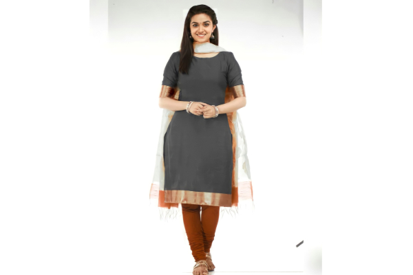 நடிகை கீர்த்தி சுரேஷின் அன்ஸீன் போட்டோ ஷூட் புகைப்படம், இதை நீங்கள் பார்த்துள்ளீர்களா! | Par Thul Eer Gaa An Seen