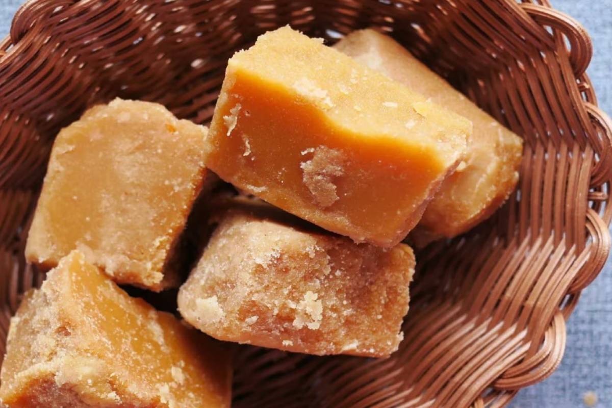 கலப்படம் செய்த வெல்லத்தை எப்படி கண்டுபிடிப்பது? | How To Check Jaggery Purity At Home
