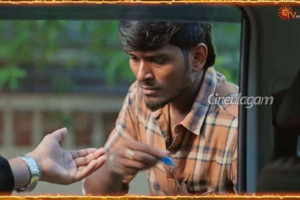 புதிய என்ட்ரியிடம் கைமாறிய குணசேகரன் வீடியோ, கதிருக்கு வந்த ஷாக்கிங் போன் கால்... எதிர்நீச்சல் தொடர்கிறது புரொமோ | Ethirneechal Thodargiradhu Serial Promo 16 Oct
