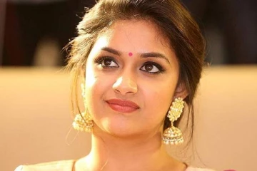 கீர்த்தி சுரேஷிற்காக அஜித் பட கதையில் மாற்றம்