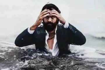 என்னது கேஜிஎஃப் 3-ஆ? எடிட்டிங்னா ஒரு நியாயம் வேண்டாமா? ராக்கி பாய் போஸ்டர்..