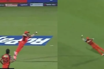 சுப்மன் கில் பலமாக அடித்த பந்தை அந்தரத்தில் பறந்தபடி ஒரு கையால் பிடித்த ராகுல்! வைரல் வீடியோ