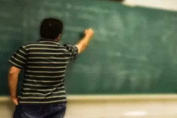 உடன் அமுலுக்கு வரும் வகையில் கலைப்பு!