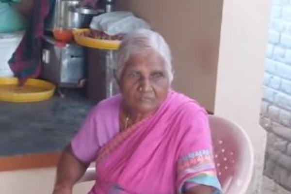 நடிகர் கவுண்டமணியின் அக்காவை பார்த்துள்ளீர்களா?- முதன்முறையாக வெளியான புகைப்படம் | Actor Goundamani Sister Pic