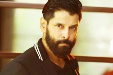 சீயான் விக்ரமின் அடுத்த படத்தில் இணையும் நடிகர் விஜய்..? அதுவும் யாருடைய கதையில் தெரியுமா