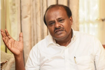 2வது திருமணம் செஞ்சது தப்புதான் சாமி : இது குமாரசாமி சொன்னது