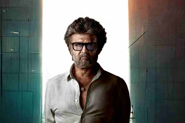 தொடர் தோல்வி.. கோடி கோடியாய் சம்பாதித்த ரஜினிகாந்த் தற்போது பணம் இல்லாமல் தவிப்பு | Rajinikanth Have Issuse In Money