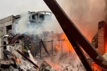 உக்ரேன் மீது ரஷ்யா ஏவுகணைத் தாக்குதலில் 32 பேர் பலி