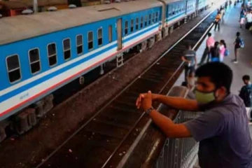 දුම්රිය ගාස්තු සංශෝධනය ගැසට් කෙරේ..! තැපැල් ගාස්තුත් ඉහළ දමයි.