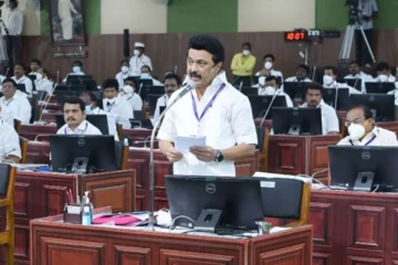 தனிக்குடையின் கீழ் ஆளுமை செலுத்திய மண் தமிழ் மண் - சட்டப்பேரவையில் அதிரடி காட்டிய முதல்வர்