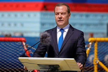 தேடப்படும் நபராக அறிவிக்கப்பட்ட ரஷ்யாவின் முன்னாள் ஜனாதிபதி