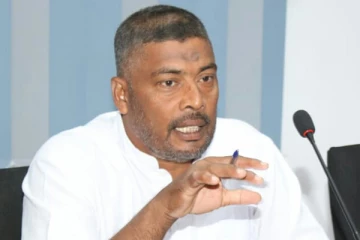 உணவின்றி உயிரிழக்கும் கோவிட் தொற்றாளர்கள்