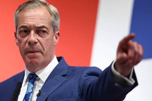 பிரித்தானிய பிரதமருக்கு பேரிடி: பொதுதேர்தலில் களமிறங்கும் நைஜல் ஃபரேஜ் | A New Twist In The British Election