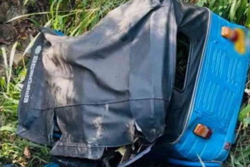 கதிர்காமத்திற்கு யாத்திரை சென்று திரும்பியவர்கள் விபத்தில் சிக்கினர்