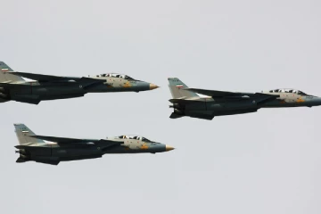 பழைய போர் விமானங்களால் ஈரானில் பலியாகும் வீரர்கள்