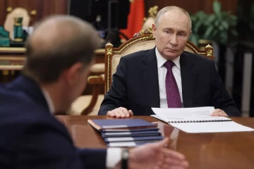 மூன்றாம் உலகப்போர் அச்சம்: அணுகுண்டு வீச்சிலிருந்து தப்ப Bunker வாங்க அலைமோதும் பிரித்தானியர்கள்