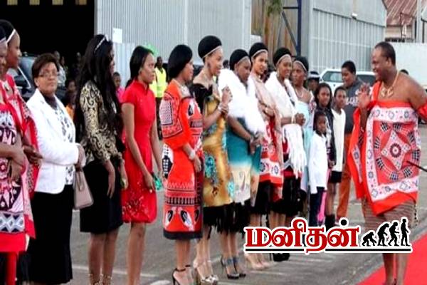 15 மனைவிகளுடன் விமான நிலையத்திற்கு வந்த மன்னர்- பார்த்து மிரண்டு போன அபுதாபி | South African King Arriving With 15 Wives Video