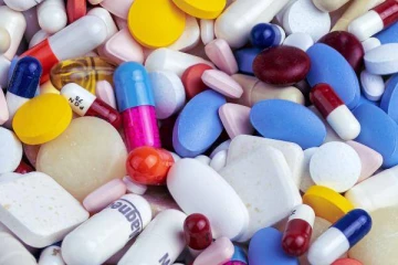 மருந்துகளின் விலை 300 சதவீதம் உயர்ந்துள்ளது