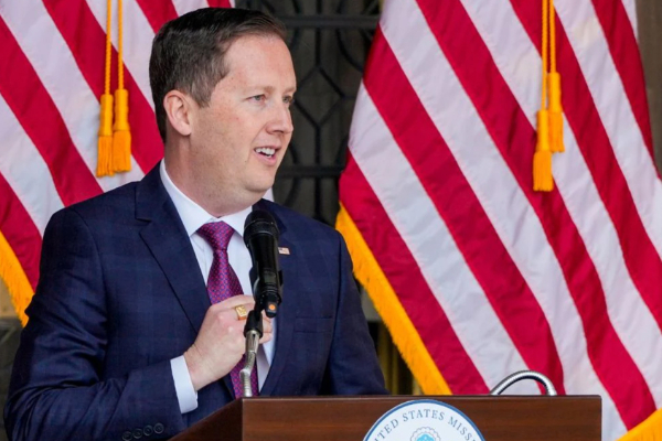 அமெரிக்கா கைப்பற்றிய ரஷ்ய கப்பலிலிருந்த இந்தியர்கள் விடுவிப்பு | Indians Release From Russian Tanker Seize By Us