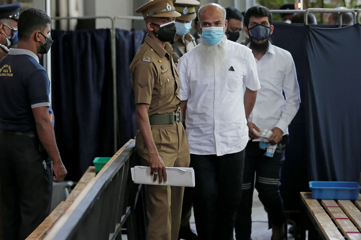ஒரு குடும்பமே சிறையில்.. ஈஸ்டர் தாக்குதல் குற்றவாளியின் பகிரங்க வாக்குமூலம் | Easter Attacks 5Th Criminal Statement ஒரு குடும்பமே சிறையில்.. ஈஸ்டர் தாக்குதல் குற்றவாளியின் பகிரங்க வாக்குமூலம் | Easter Attacks 5Th Criminal Statement