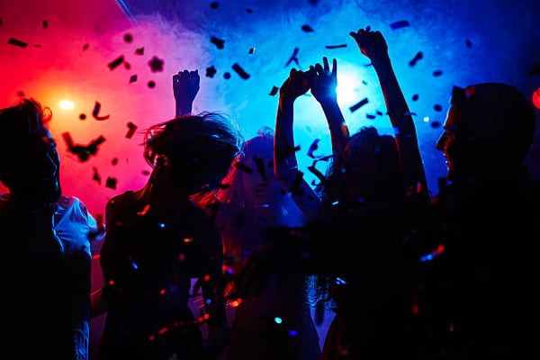 புத்தாண்டு விருந்தில் பெண்ணுக்கு நேர்ந்த கதி - கருப்பையை பரிசோதித்த வைத்தியர்கள் அதிர்ச்சி | Shocking Incident Happened To A Women