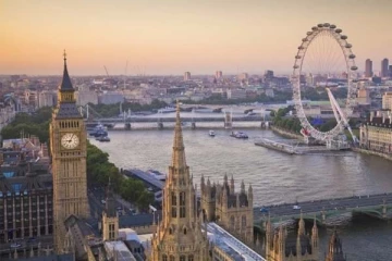 ஒரு லட்சத்தினை தாண்டிய ஒமிக்ரான் பாதிப்பு: அதிர்ச்சியில் உலக நாடுகள்