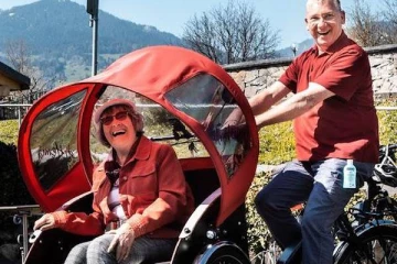 மாஸ்க் அணியாத ஊழியர்களால் சுவிஸ் முதியோர் இல்லத்தில் பரிதாபம்