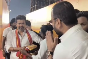 வாட்சப் ஸ்டேட்டஸ் சர்ச்சை பற்றி தாடி பாலாஜி விளக்கம்.. டாட்டூ போட்டுட்டா பதவி கிடைச்சிடுமா